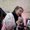 ... Moment bitte